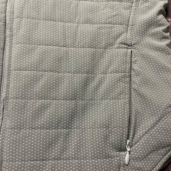 FootJoy Vest Womens Gray Quilted Lightweight Golf Driving Range The Olde Farm - Picture 3 of 7